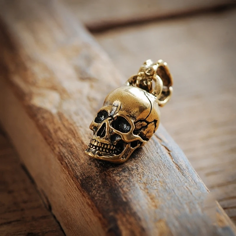 Vintage Punk Skull Head Keyring Hanging Jewelry Pure Copper Motorcycle Car Key Chain Rings Pendant Metal Brass Men Keychain Gift - view 4