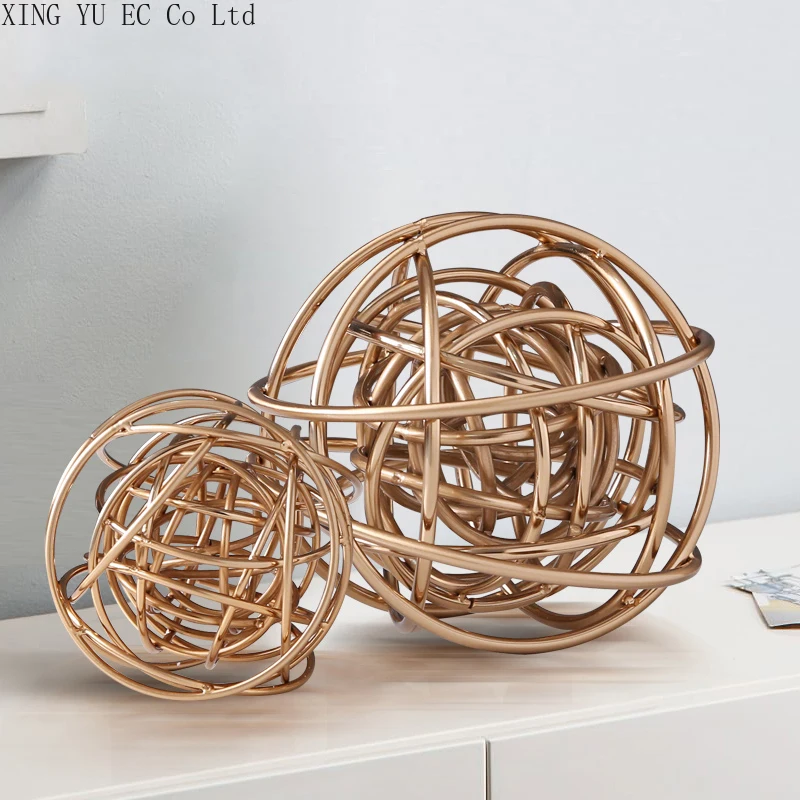 

Nordic Creative Geometric Spherical Ornaments European Classical Metal Decoration Living Room Home Decoration Accessories