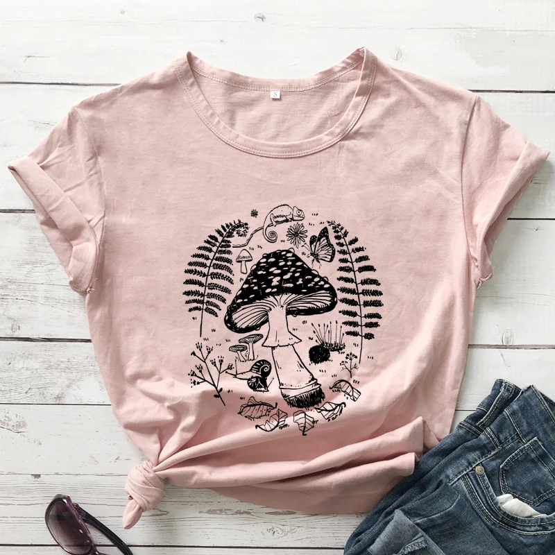 Aesthetic Forest Mushrooms T-shirt Vintage Botanical Nature Walk Tee Shirt Top Funny Women Graphic Mycologist Tshirt