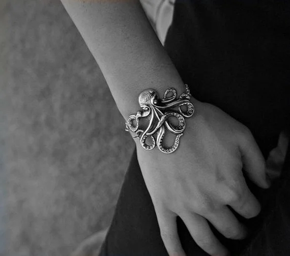 Olivia Paige Rockabilly octopus bracelet