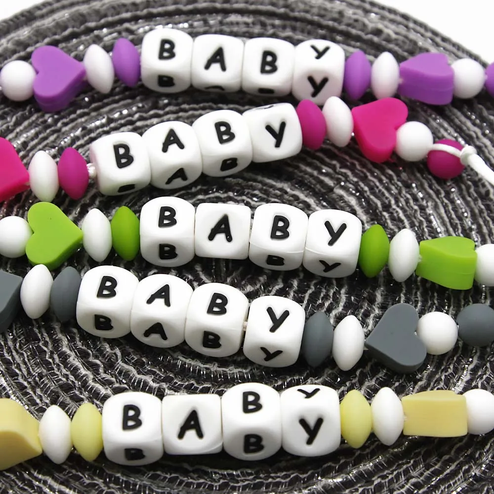 Nette-idee 1Pcs Silikon Personalisierte Name Baby maus Schnuller Clips Perlen Silikon herz Schnuller Kette Halter Baby waren geschenke