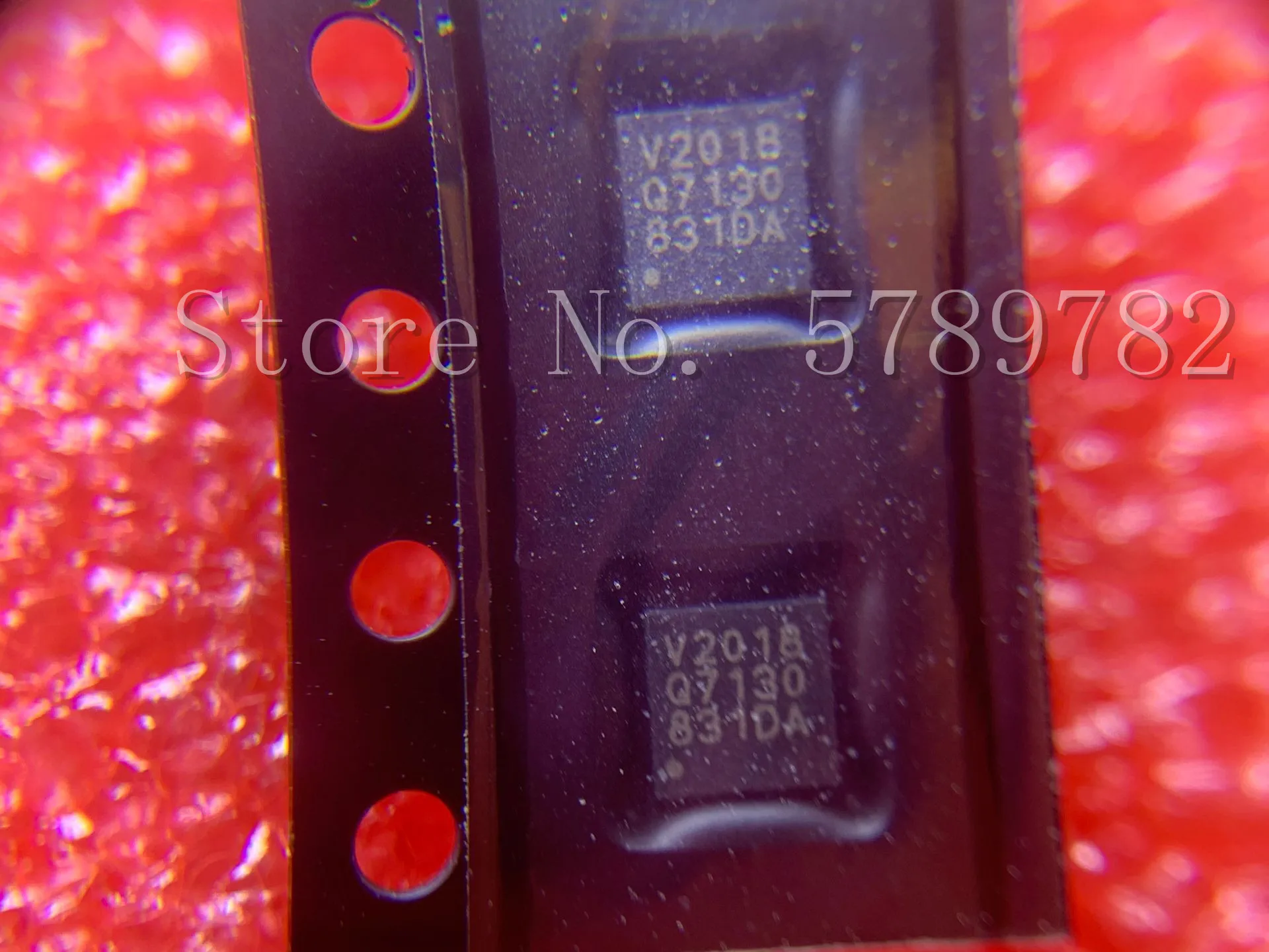 5 pz/lotto V2018 AV2018-S85QFG QFN16