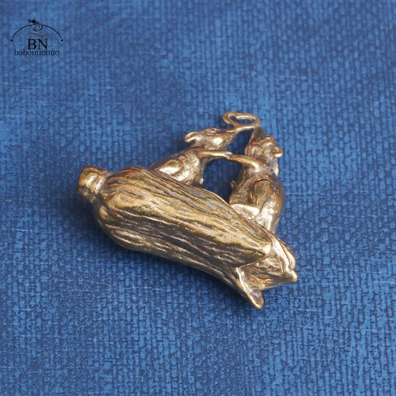 Copper Wealth Rats Figurines Love Ornament Retro Brass Animal Mice Corn Keychain Pendant Home Decor Office Desk Decorations