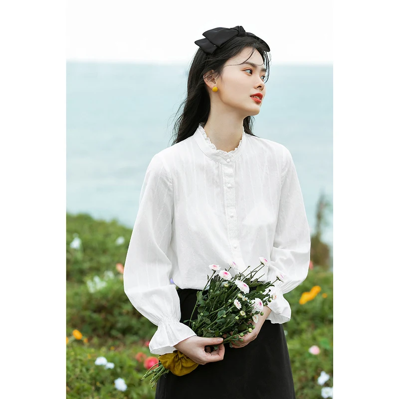 INMAN Women‘s Blouse Spring Autumn Clothing Elegant Cotton Tops Lady Style Hollow Fungus Collar Bow Tie Long Sleeve Basic Shirt