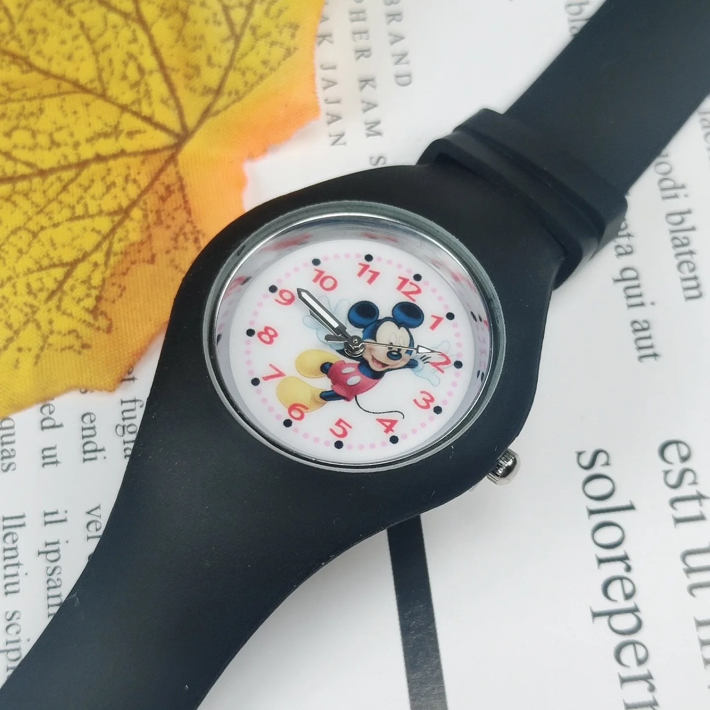 The New Disney Mickey Minnie Cartoons Silicone Children\'s Watch lovely Silicone jelly Quartz watches boy girl Wrist watch Watch