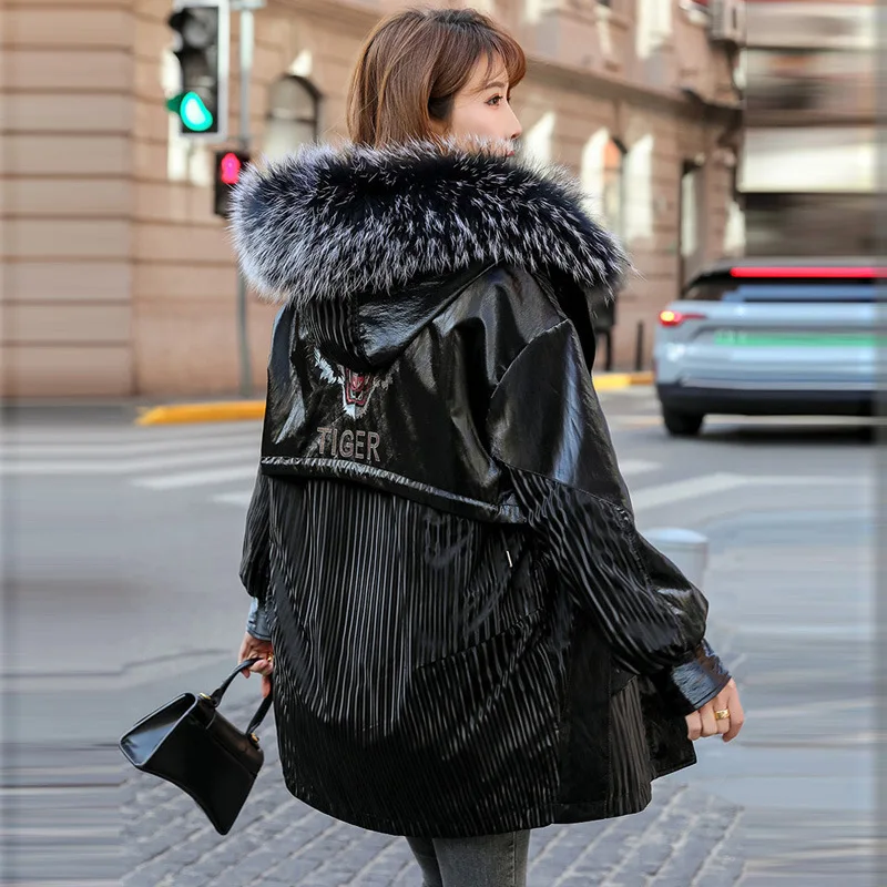 Parka 2023 winter new female tiger pattern long fur coat real rabbit fur liner raccoon fur collar fashion loose fur jacket women