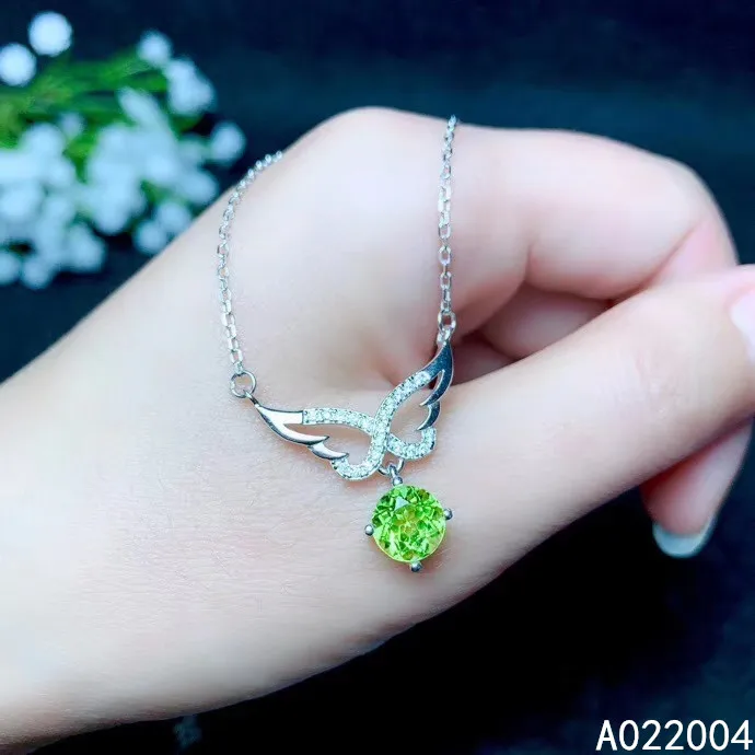 

KJJEAXCMY Fine Jewelry 925 Sterling Silver inlaid Natural Peridot Female Miss Girl Woman Pendant Necklace luxury