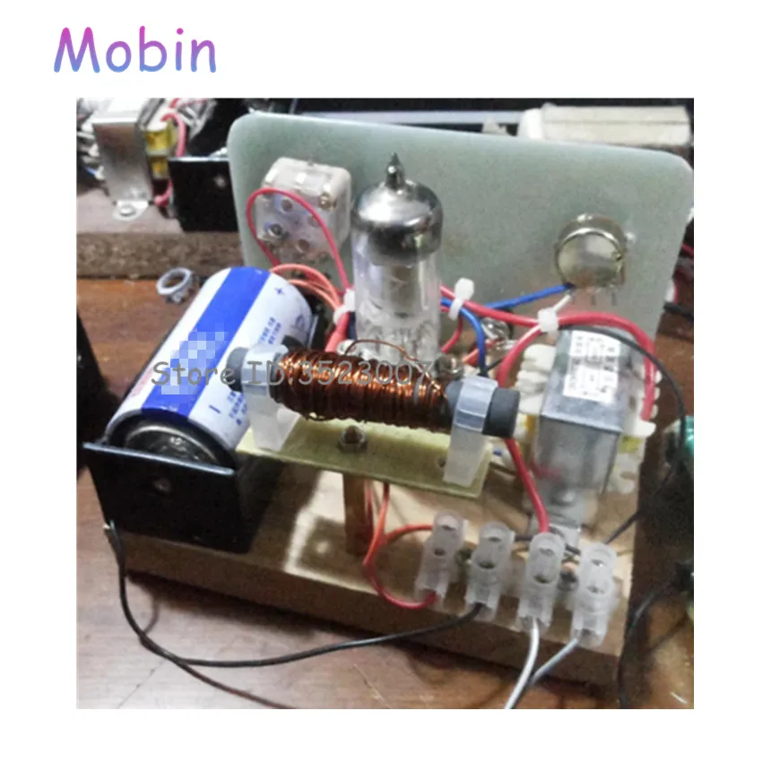 جهاز إرسال بموجات أنبوبية صغيرة وجهاز إرسال راديو ، جهاز إرسال MP3 AM / CW AM مع طقم قاعدة ، جهاز إرسال MW ، مليون وات ، 1 مجموعة