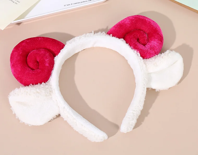 Diadema de cuerno de cordero con dibujos animados para niña, horquilla de cordero para el día de Navidad, accesorios para el cabello para mujer, banda para el cabello kawaii, loli, cosplay