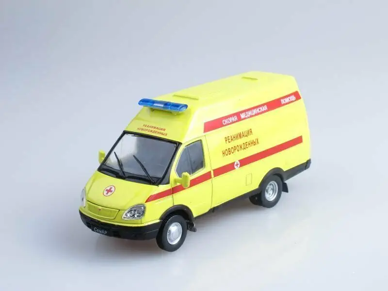 New DeAGOSTINI models 1/43 Scale GAZ 3234 SemAP Ambulance Vehicle Bus diecast car for collection gift