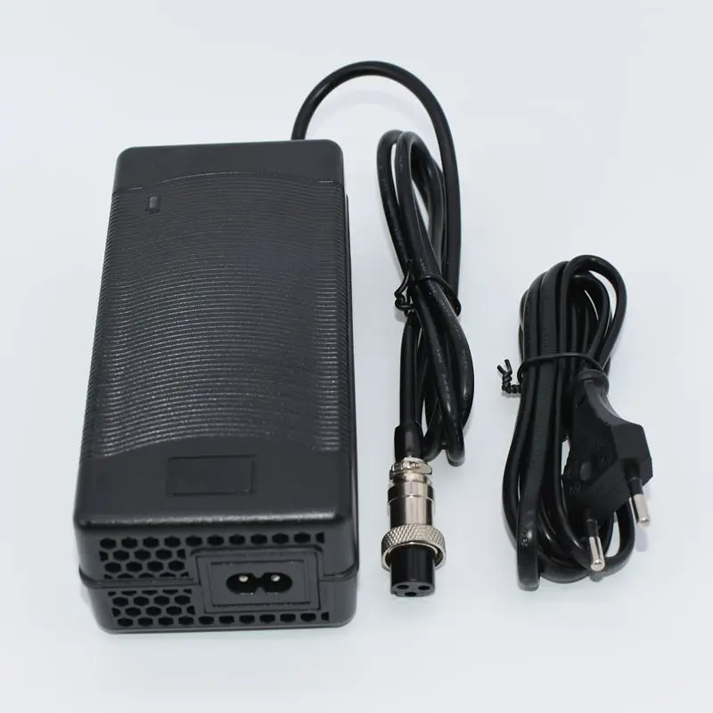 67.2V 2.5A 2A Charger 60 Volt 16S Lithium Li-ion Charger GX16 For 60V 2A Battery With Fan