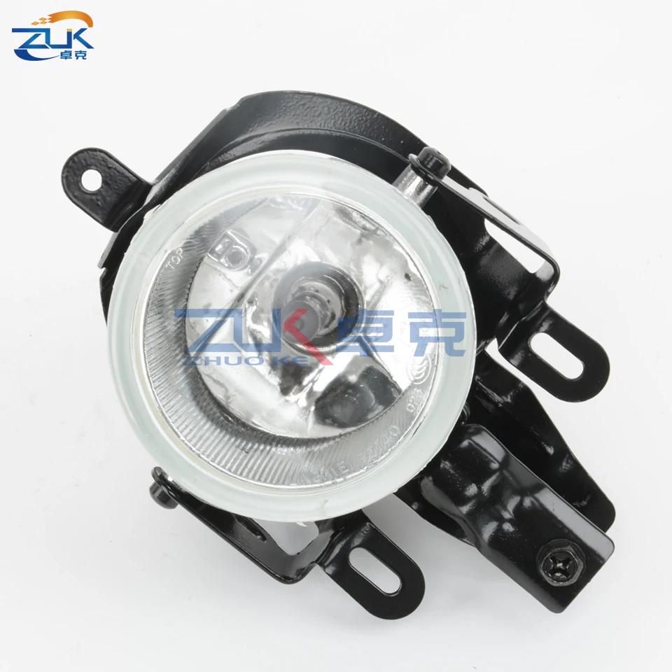 ZUK Car Front Bumper Fog Light Fog Lamp For Mitsubishi Pajero V73 Montero 2004 2005 2006 Foglight Foglamp Reflector