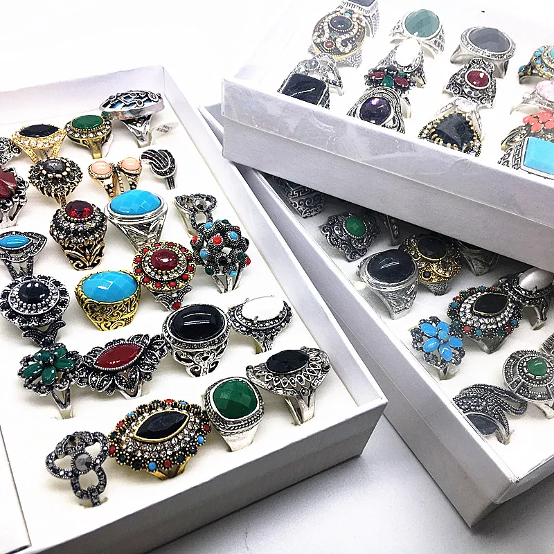 Wholesale 24pcs/Lot Women\'s Rings Vintage Jewelry Antique Silver Plated Rhinestone Ring with a Display Box mix styles Party Gift