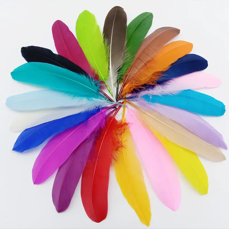 Plumas de ganso coloridas para decoración del hogar, palo duro de cisne para manualidades, fabricación de joyas, centros de mesa, 15-20cm, 20 unidades