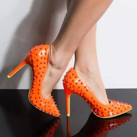 Sexy Metallic Rivets Studded Orange Color Pumps Spikes Patent Leather High Heels Female Evening Party Pointed Toe Shoes