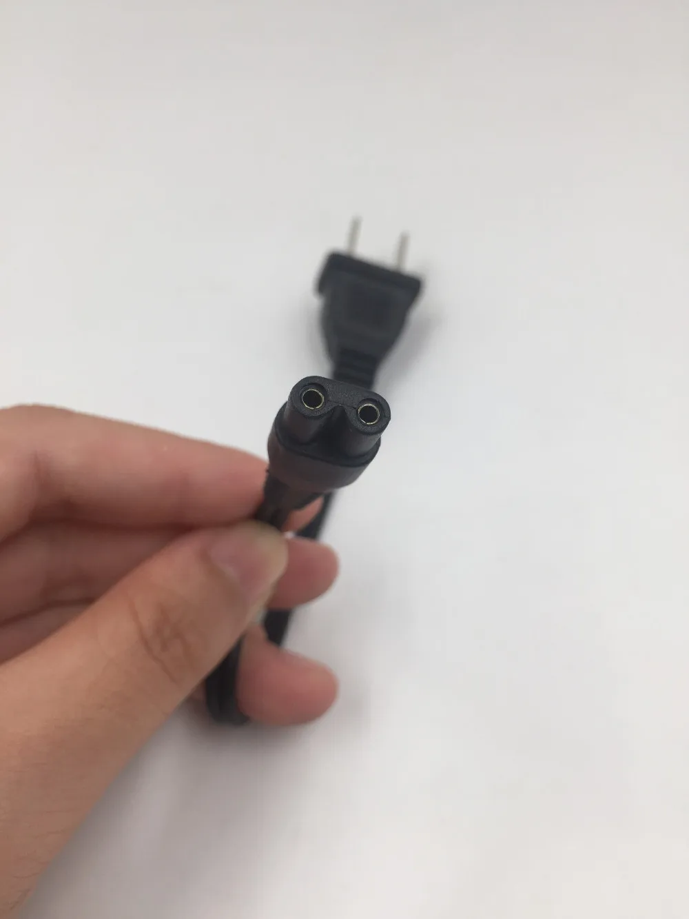 1 Stück UNIVERSAL 100V/240V AC Direktladekabel für Shock Gun 1101 928 wiederaufladbare Taschenlampe – Detail 1