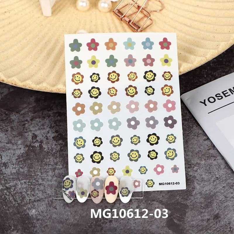 High Quality Fashion Hot Selling Nail Stickers Summer Flowers Dry Nail Decals Cute Bbay Bears Nail Art Maicure Japanese Style