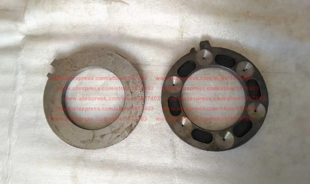 

400.43.104 Right pressure plate + 400.43.103 Left pressure plate, JINMA JM tractors parts, JINMA 45-65HP Tractors, 454, 554, 604