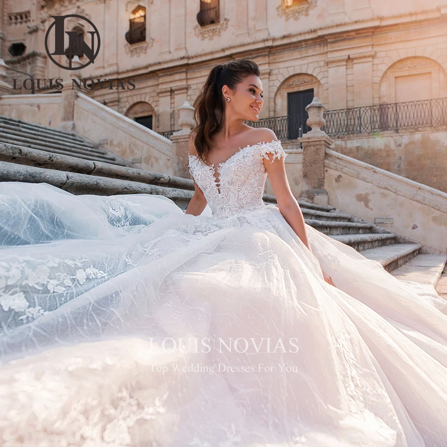 LOUIS NOVIAS – robe De mariée princesse en dentelle, épaules dénudées, perlée, collection 2022