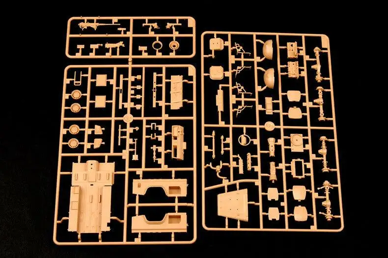 Hobbyboss Model 82446 1/35 Deffender Xd Wolf W.M.I.K. Verkenning Auto Model Kit