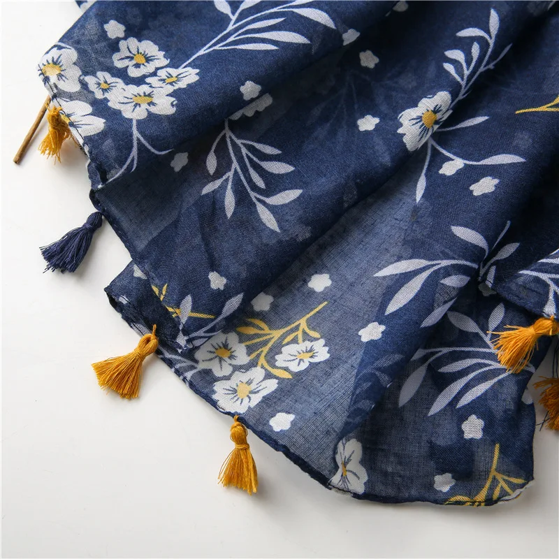 2022 Women Luxury Brand Viscose Scarf Garden Floral Tassel Shawl Spain Style Wrap Pashminas Stole Muslim Hijab Sjaal 180*90Cm