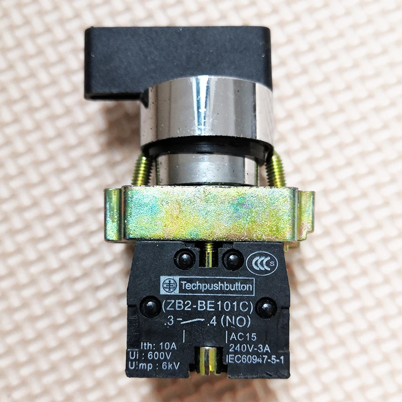 ZB2-BE101C مفتاح مقبض 22 مللي متر الإغلاق 2 لا 3 الوظيفة الروتاري محدد مفاتيح 240V