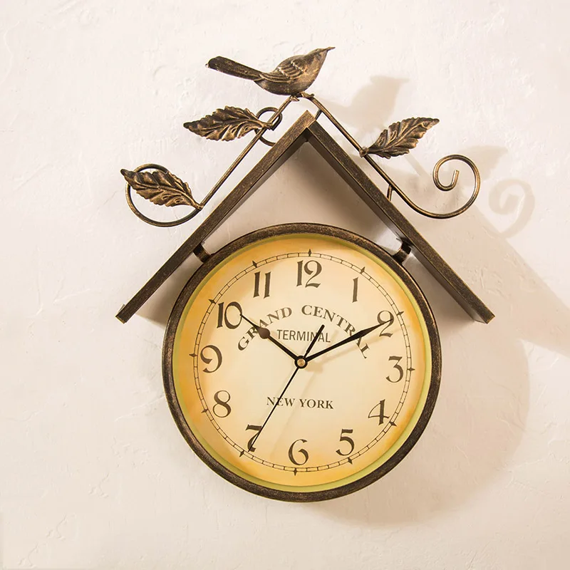 

Decorative Retro Wall Clock Hangings Cafe Living Room Decoration Creative Watches Bedroom Ornaments Design Housewarming Gift