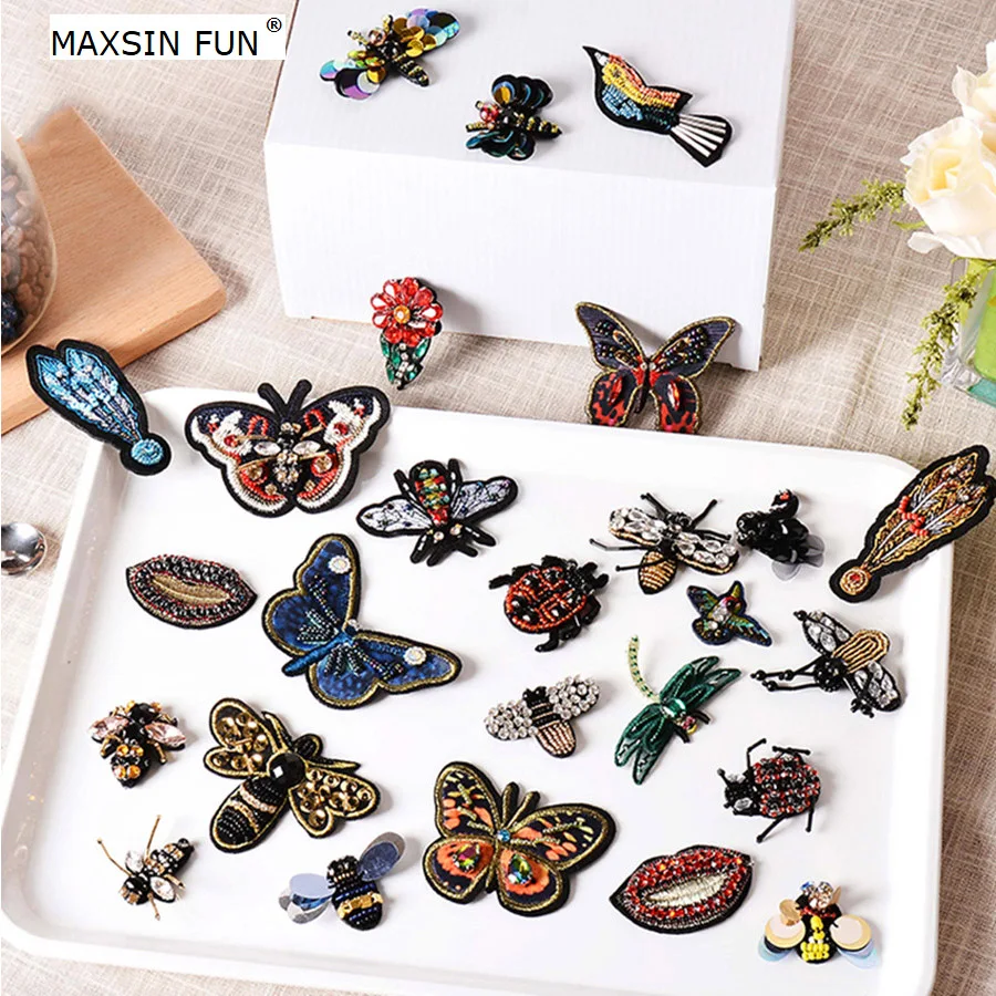 MAXSIN FUN 1PC Flowers Birds Butterfly Insects Bee Beads Patches For Clothing Sew On Sequin Bags DIY Rhinestone Stickers