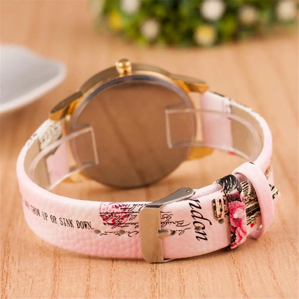 2021 New Retro Vintage Elegant Women Rhinestone Inlaid Flower Round Dial Faux Leather Band Quartz Wrist Watch for Dating Gift