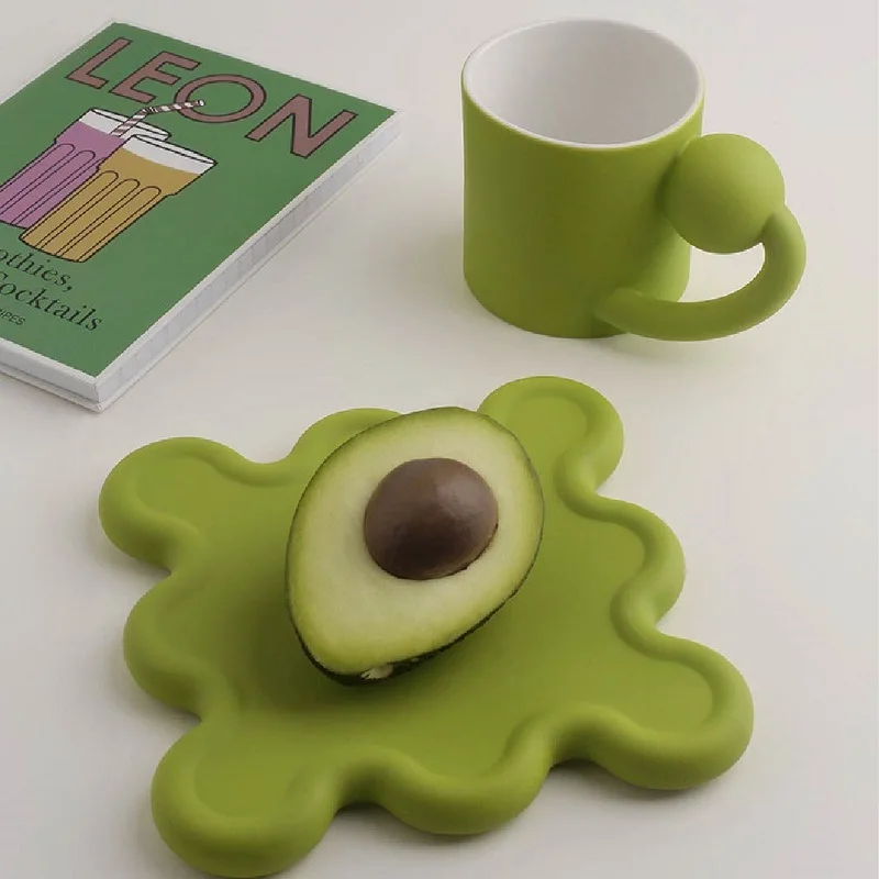 ถ้วยชานมแก้วกาแฟด้ามลูกหมุนถ้วยเซรามิกแบบสร้างสรรค์พร้อมจานถ้วยข้าวโอ๊ตถ้วยถ้วยเค้กการตกแต่งบ้านนอร์ดิก250มล.