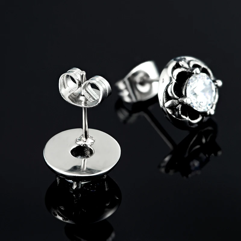 New Classic stainless steel men Ear studs  sunshine boy personality Ear Jewelry Round shape Zircon Earring For male Holiday gift