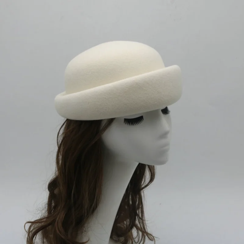 High Grade Classical Solid French Beret Hat Thick White Wool Hat Women Beret Cap Adult Warm Beanies Winter Hat boina feminina