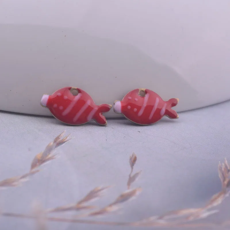 30pcs  1*6*12mm Double Faced Enamelled Colorful Fish Charms Animal Pendant  Diy Jewelry Accessories