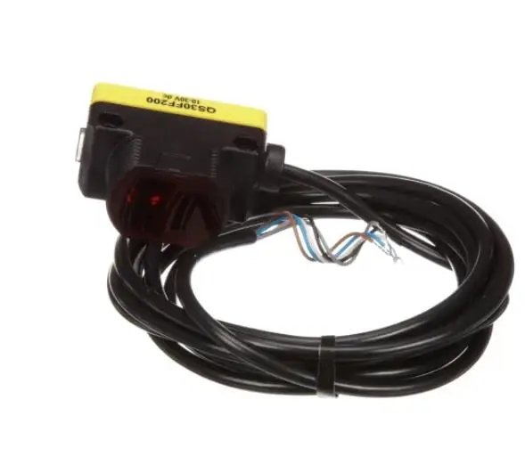 QS30FF200 72546 Photoelectric Sensor, Fixed Field, Visible Red, Range 200 mm CUTOFF, 10-30 VDC