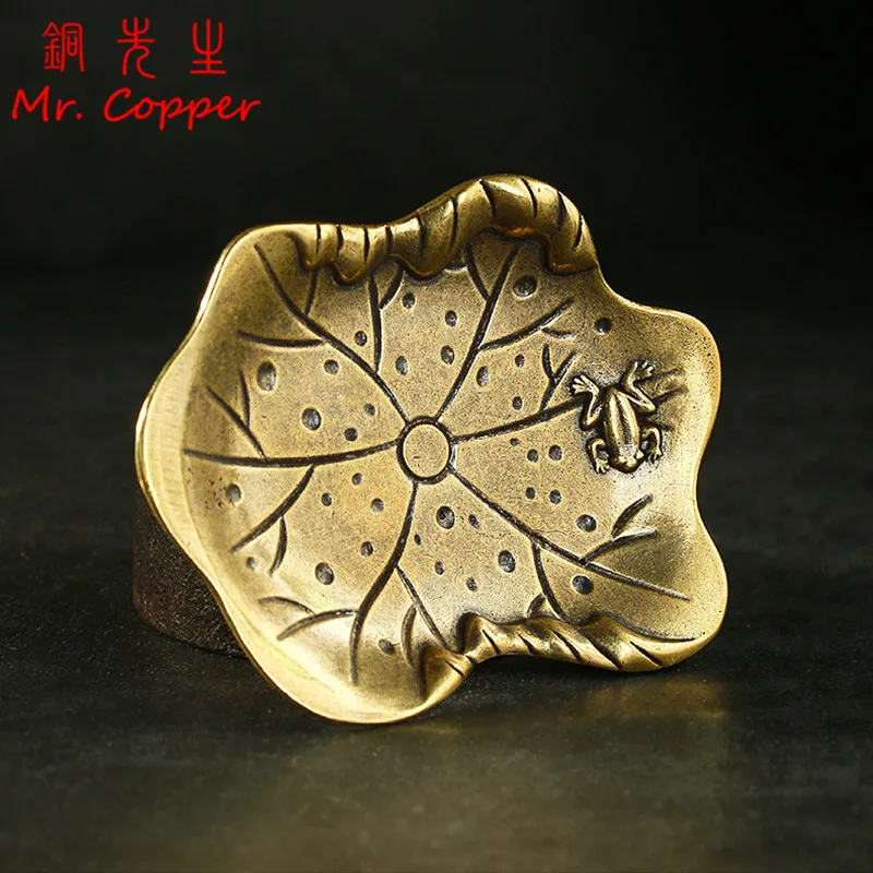 Vintage Brass Pond Lotus Leaf Frog Figurines Miniatures Small Tea Tray Table Ornaments Multifunctional Home Decoration Accessory