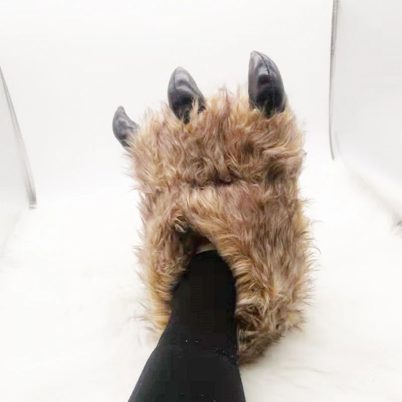Wholesale Luxury Fluffy Paw AntiSlip Brown Plush House Indoor Slippers Men Animal Plush Home Bedroom Claw Slides Women Sandals