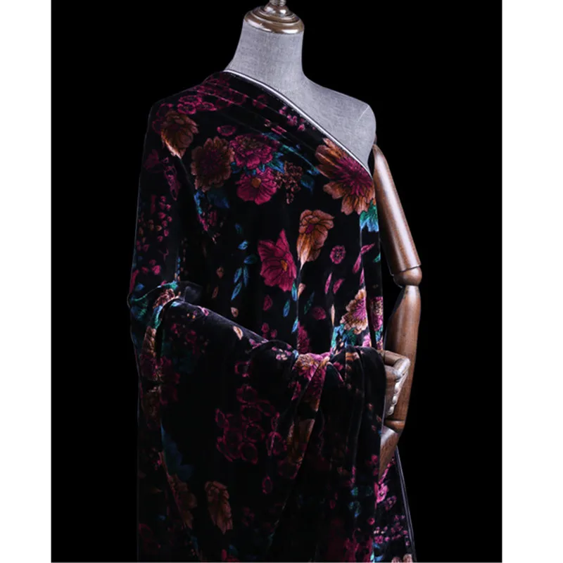 Elegant Envrionmental Pure Silk Velvet Fabric Jacqard  Viscose Florals for Formal Dresses Shirt Cheongsam