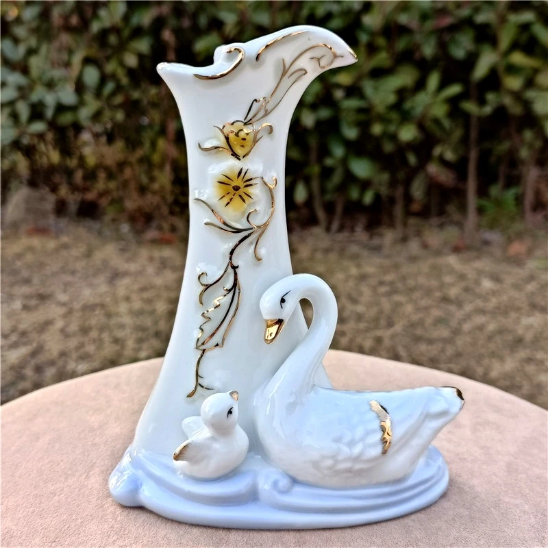 Vine Embossed Porcelain Swan Flower Vase Ceramic Cygnet Jardiniere Tabletop Houseware Ornament Decor Craft Gift for Mother\'s Day