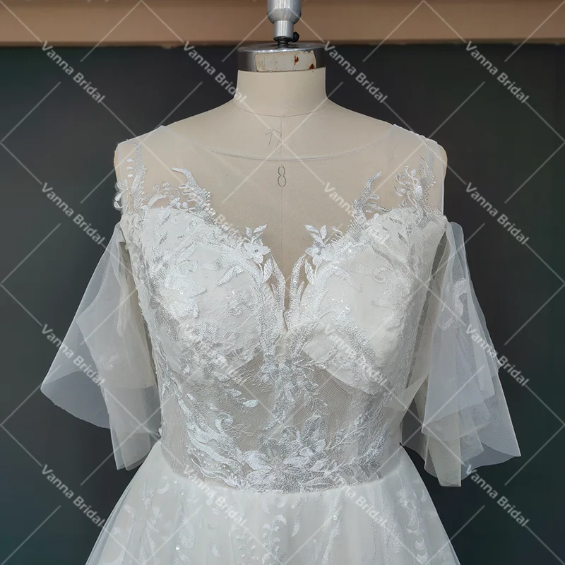 Prawdziwe zdjęcie luksusowe aplikacje kwiatowe szerokie rękawy suknia ślubna z wycięciem zimne ramię Bling Lace Up Cathedral Wedding Dress