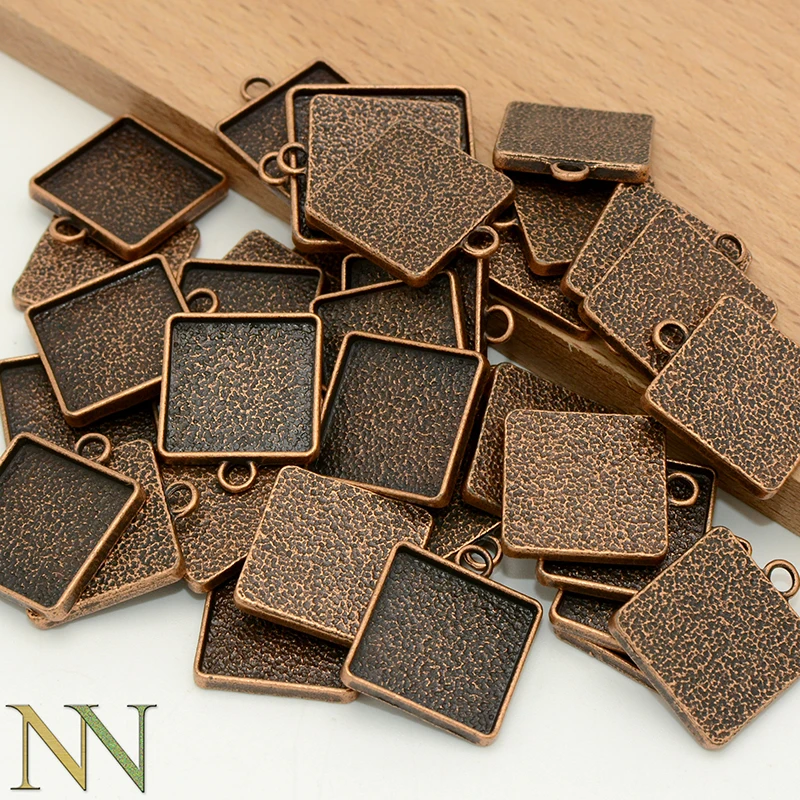 100 قطعة-12 مللي متر ، 16 مللي متر ، 20 مللي متر مربع الحافة الإعداد ، مربع كابوشون قاعدة ، مربع قلادة صينية القرط الفراغات لصنع المجوهرات