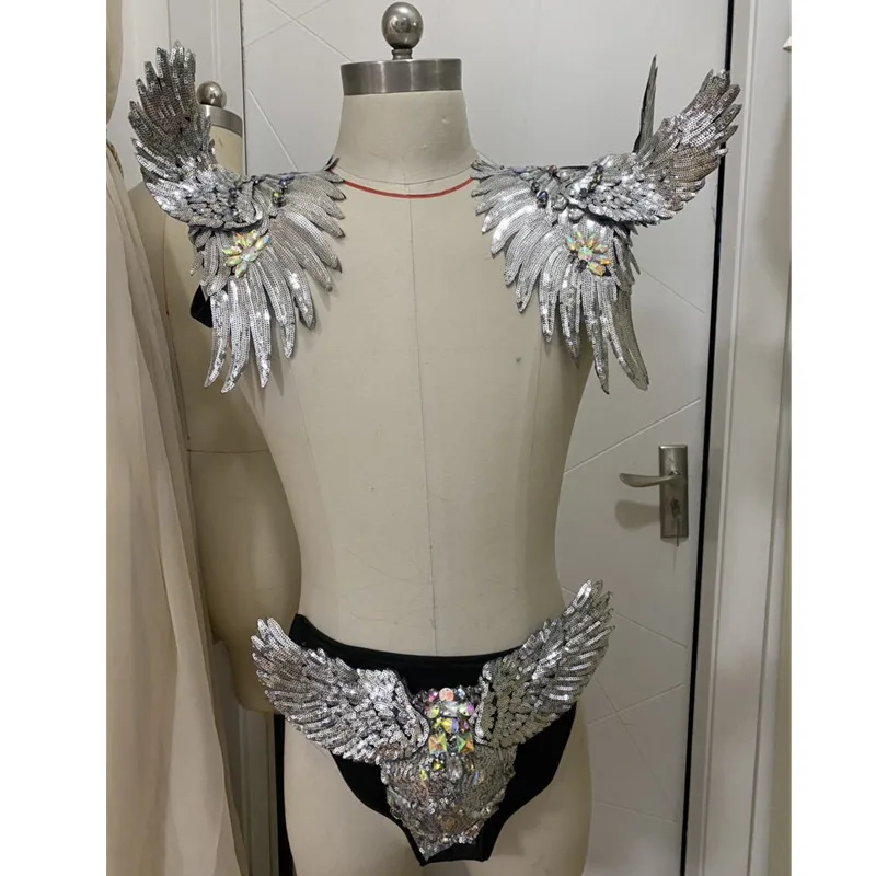 Sexy Bar Stage Wear Silver Sequins Wing Epaulet Shoulder Ornaments Crystals Shorts Outfit Men's Dancer Gogo Costume Accessories