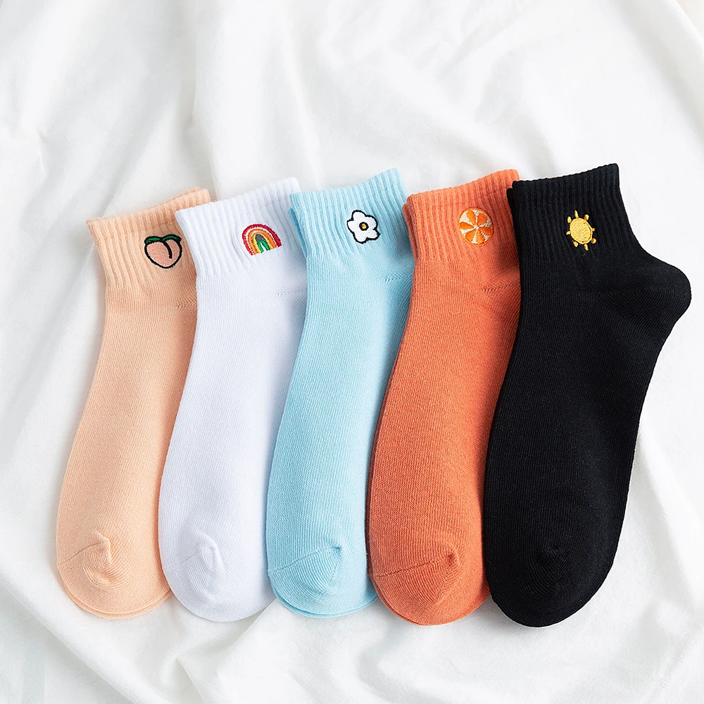 Women's socks New Medium short socks embroidery College Korean spring and summer thin Japanese Four Seasons cotton socks socks s