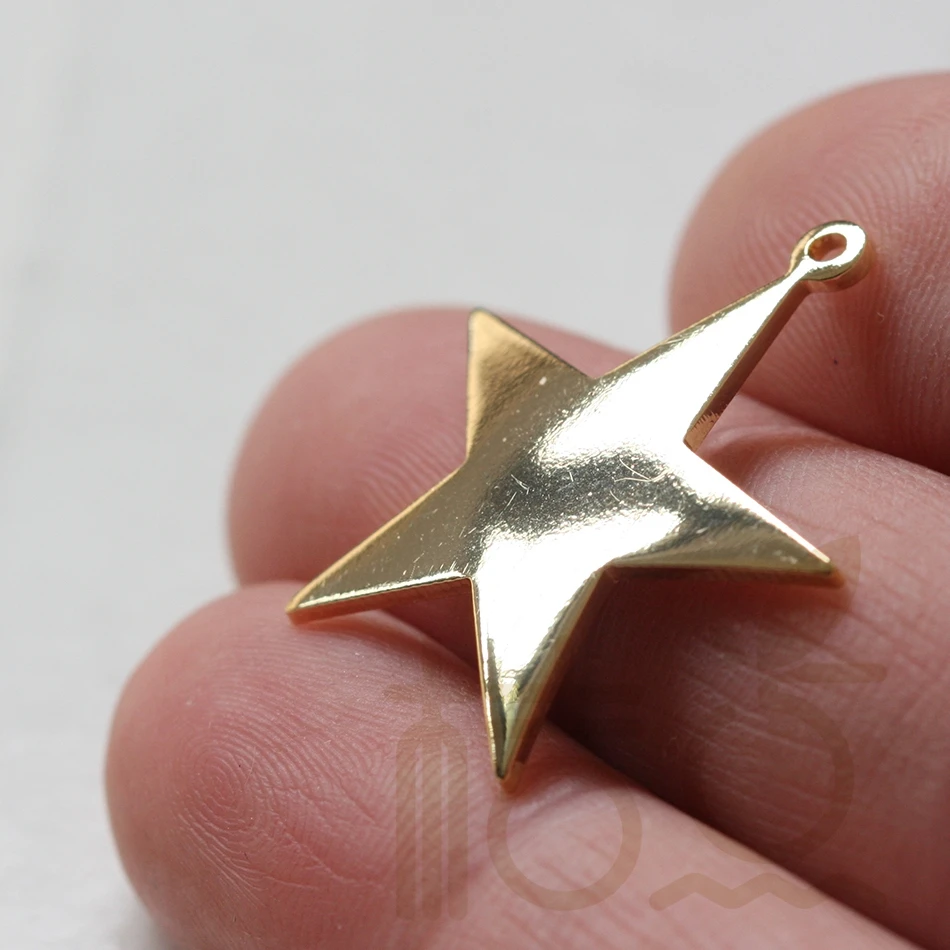Solid Brass Star Charm – Der perfekte Messings Stern für persönliche Schmuckstücke und Handwerkprojekte