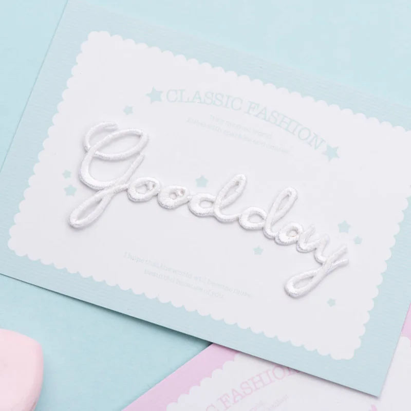 Alphabet Blanc Autocollant Brodé pour Vêtements, Chaussures, Sacs, Bol, Emballage Cadeau, Lettres Anglaises, DIY