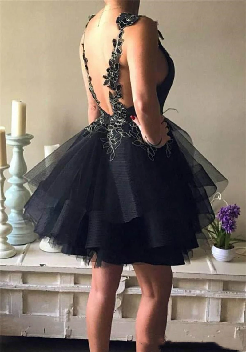 Pouco Preto Saias de Tule Vestido de UMA Linha de Curto Doce vestido de Cocktail do Regresso A Casa Vestido de Festa vestidos فساتين вечернее платье السهرة