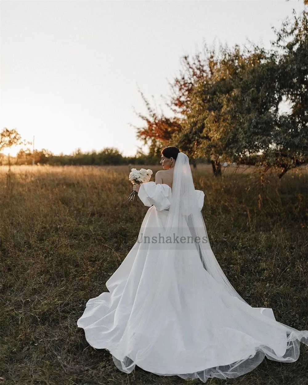 Vestido de novia de satén con abertura alta, traje Sexy de manga corta, sin tirantes, talla grande, para playa, 2022