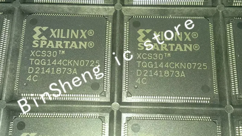 XCS30-3PQ208C XCS30-3TQG144C XCS30-3VQ100C XCS30-3PQG240C