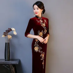 Vintage Qipao Women 2021 Velvet Cheongsam Chinese Style Quality Vestidos Sexy Flower Dress Bride Wedding Dress Plus Size 3XL 4XL