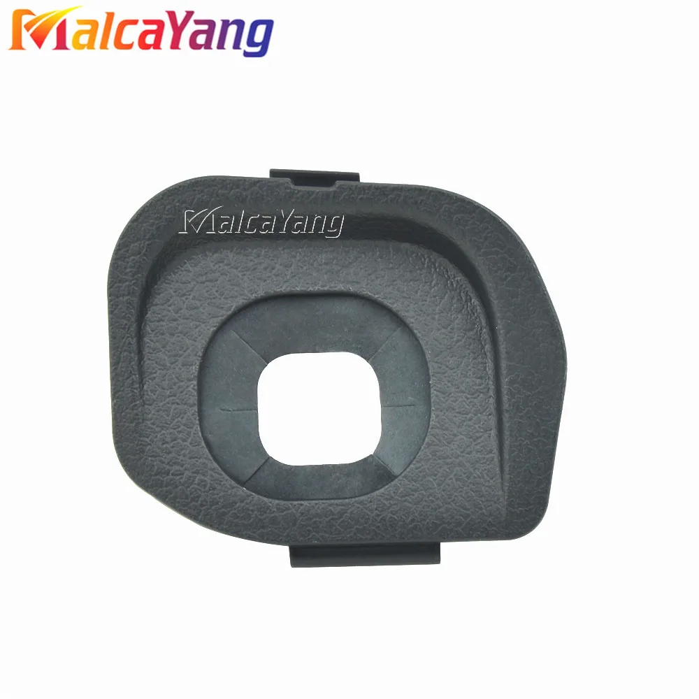 Steering Wheel Cover Lower 45186-0K120-C0 Cruise Control Switch Cover 451860K120C0 for Toyota Hilux Fortuner SR5 M70 M80 2015-