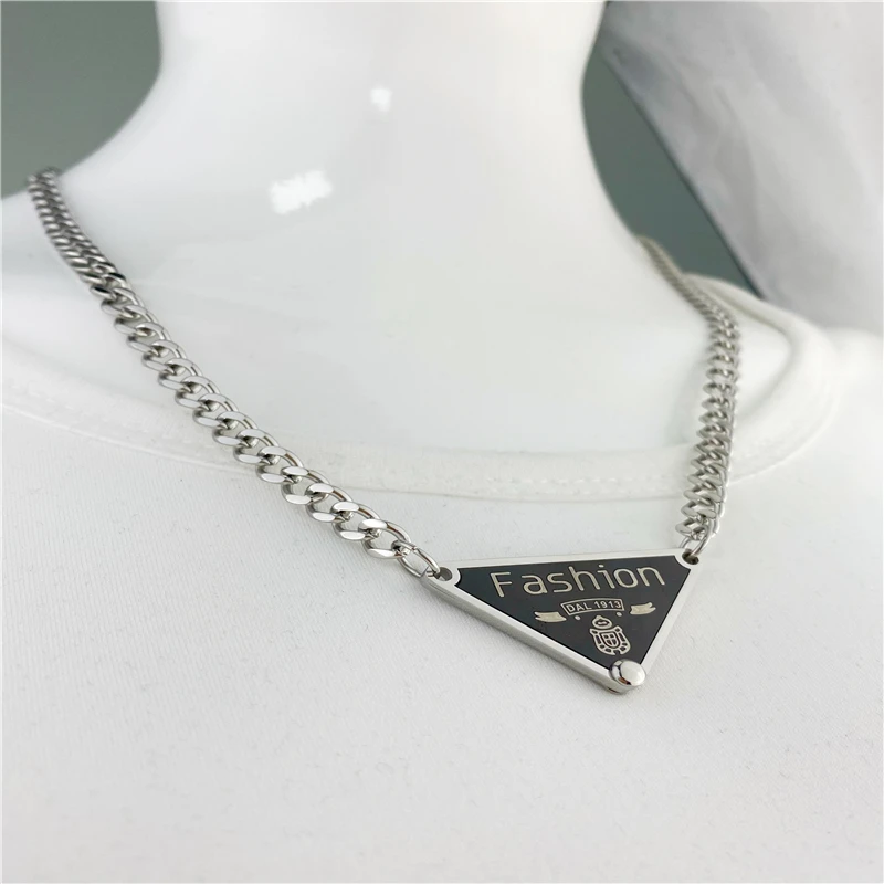 Europe and American hip-h-star star with punk pour triangle link and titanium steel pendant personality fashion couple chain